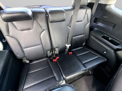 Used 2022 Kia Telluride S AWD/4WD image 19