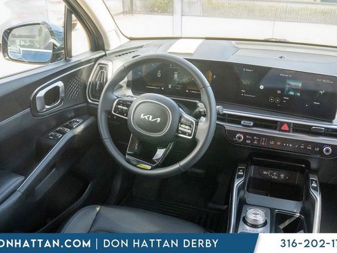 Used 2025 Kia Sorento EX AWD/4WD image 12