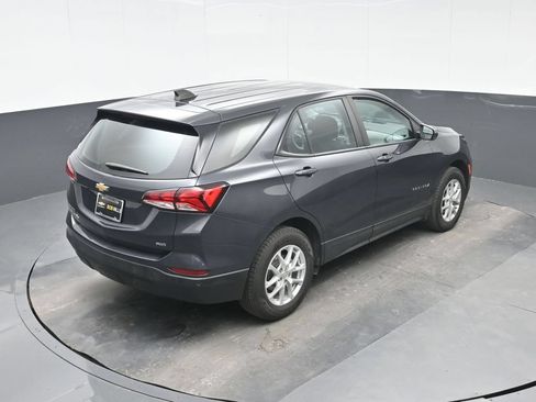 Used 2022 Chevrolet Equinox LS AWD/4WD image 21