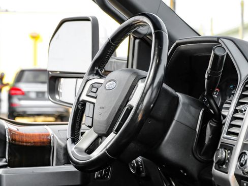 Used 2017 Ford F250 Platinum w/ Platinum Ultimate Package image 11