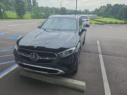 Certified 2024 Mercedes-Benz GLC 300 4MATIC image 2