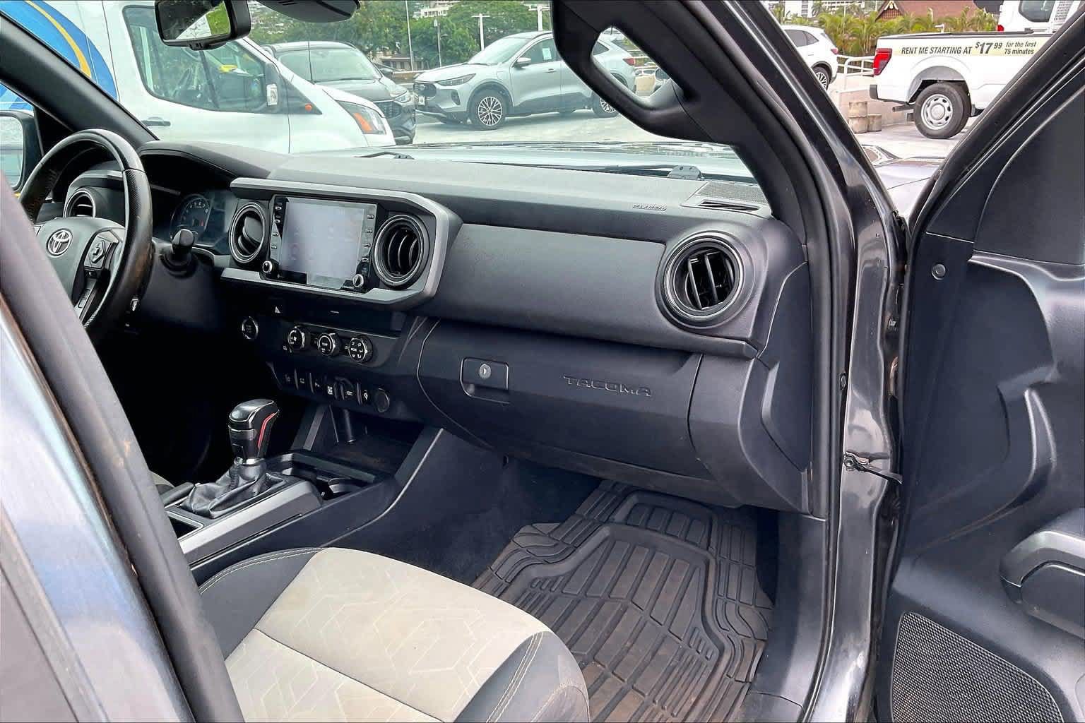 Used 2020 Toyota Tacoma TRD Off-Road w/ Technology Package RWD image 23