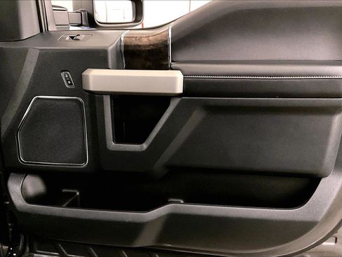 Used 2022 Ford F250 Lariat w/ Tremor Off-Road Package image 23