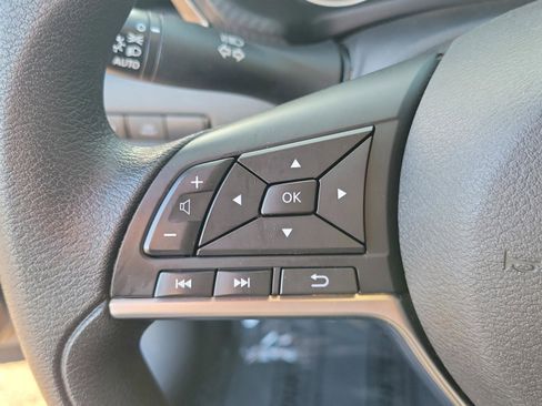 Certified 2024 Nissan Sentra SV image 27