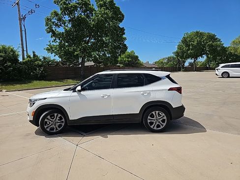 Used 2022 Kia Seltos S image 5