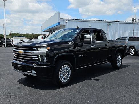 Certified 2021 Chevrolet Silverado 2500 High Country w/ Z71 Off-Road Package AWD/4WD image 12