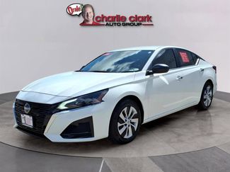 Used 2025 Nissan Altima 2.5 S video 1
