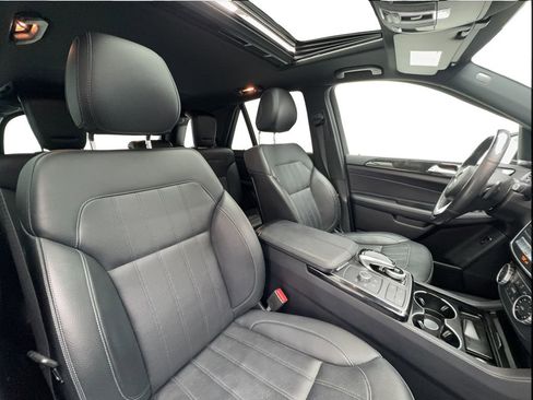 Used 2018 Mercedes-Benz GLE 350 4MATIC image 30