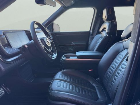 Used 2023 Rivian R1S Adventure image 14