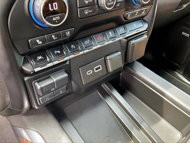 Used 2021 Chevrolet Silverado 1500 High Country AWD/4WD image 23