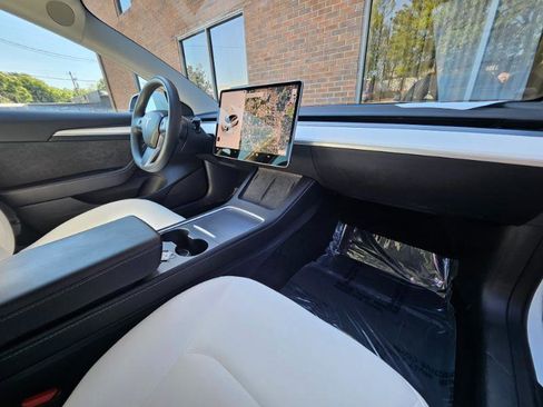 Used 2023 Tesla Model 3 Standard Range image 54
