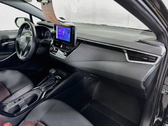 Certified 2024 Toyota Corolla SE FWD image 30