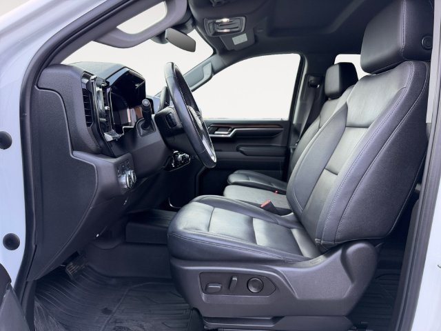 Used 2022 GMC Sierra 1500 SLT AWD/4WD image 11