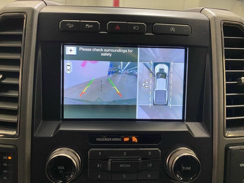 Used 2018 Ford F150 Raptor w/ Equipment Group 802A Luxury image 24