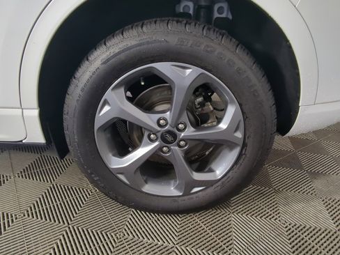 Used 2023 Ford Escape ST-Line image 9