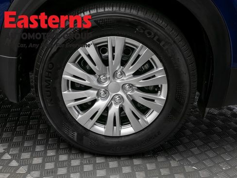Used 2025 Nissan Kicks S AWD/4WD image 30