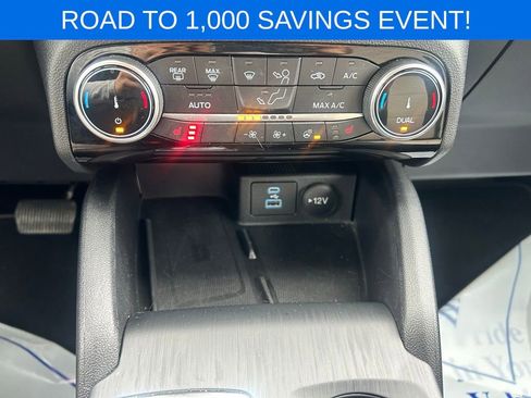 Certified 2022 Ford Escape Titanium w/ Titanium Elite Package image 29