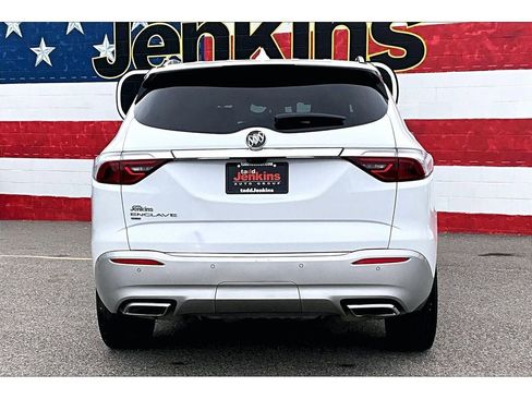 Used 2022 Buick Enclave Premium image 4