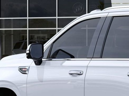 New 2026 GMC Yukon Denali AWD/4WD image 12