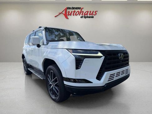Used 2024 Lexus GX 550 w/ Accessory Package (2T) AWD/4WD image 1