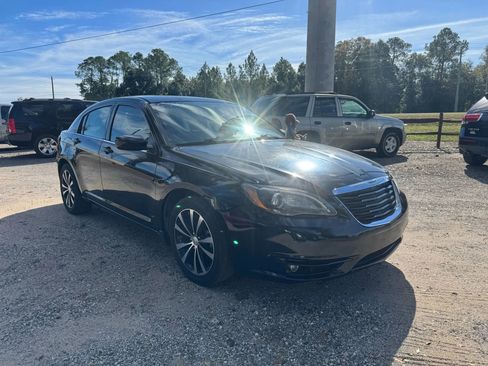 Used 2014 Chrysler 200 Touring w/ 200 S Group image 9