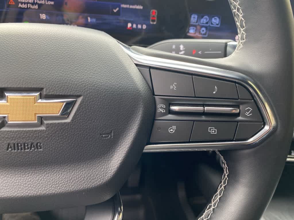 Used 2024 Chevrolet Equinox EV LT w/ LPO, Blackout Package AWD/4WD image 21