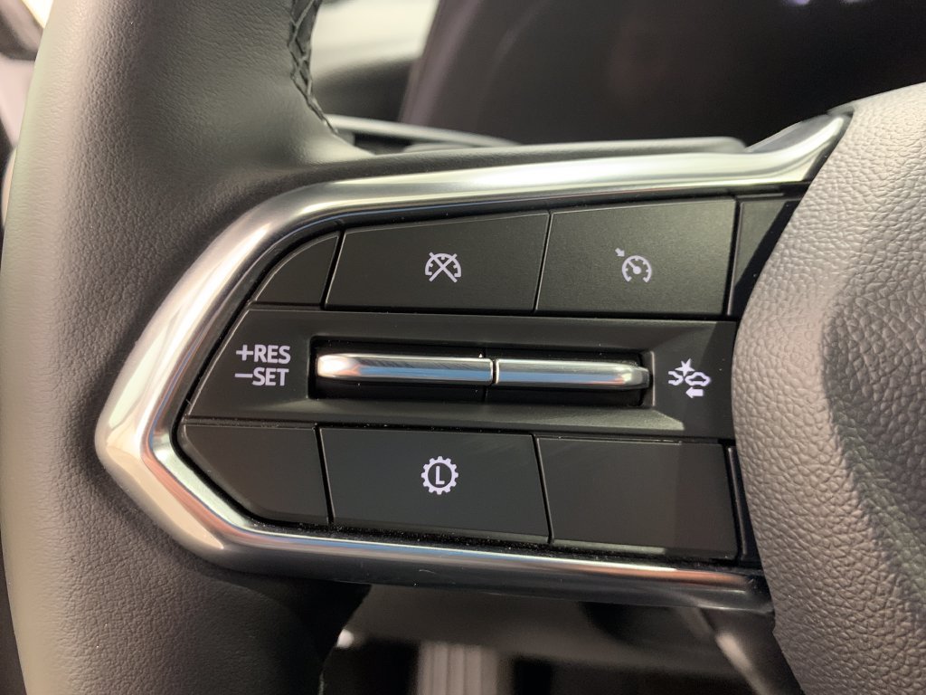 Used 2026 Chevrolet Equinox LT AWD/4WD image 10