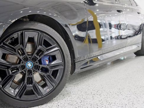 Used 2024 BMW i5 M60 w/ Premium Package AWD/4WD image 4