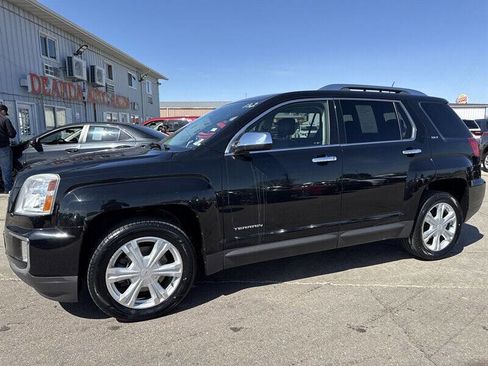 Used 2017 GMC Terrain SLT w/ Open Road Package image 2