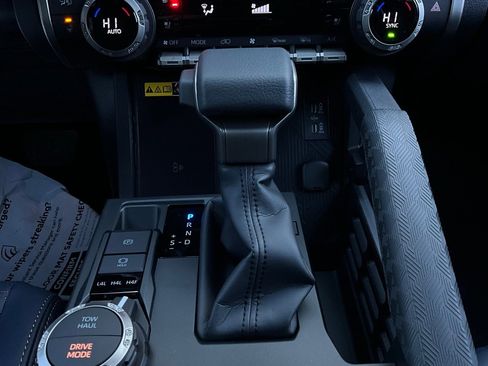 New 2025 Toyota 4Runner 4WD image 29