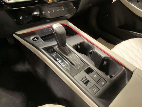 New 2026 Nissan Sentra SL w/ Floor Mat Package FWD image 17