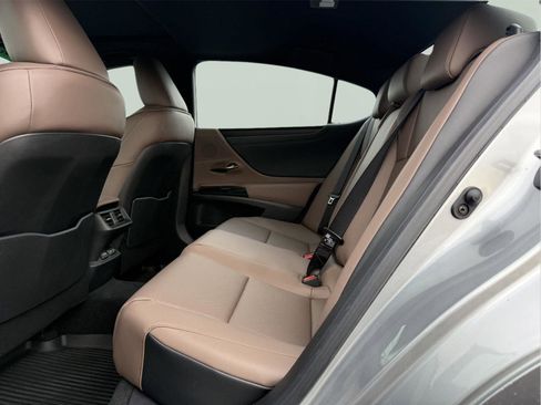 Certified 2025 Lexus ES 350 Base w/ Premium Package image 21