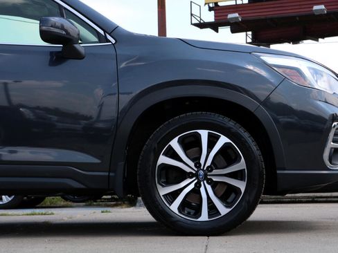 Used 2019 Subaru Forester Limited image 5