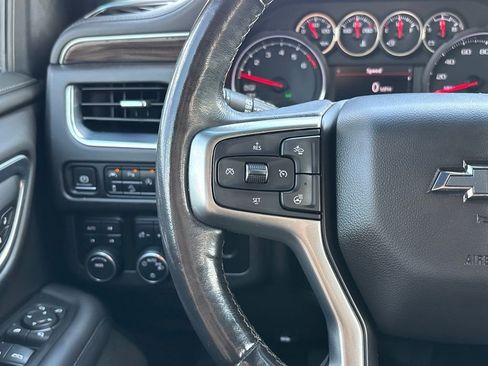Used 2021 Chevrolet Tahoe Z71 w/ Luxury Package AWD/4WD image 20