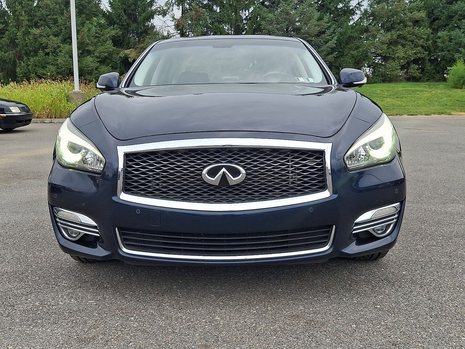Used 2015 INFINITI Q70 3.7 AWD/4WD image 3