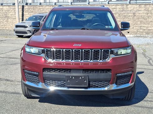 Used 2021 Jeep Grand Cherokee L Limited AWD/4WD image 2
