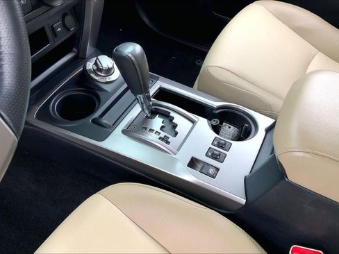 Used 2022 Toyota 4Runner SR5 Premium w/ Moonroof Package image 16