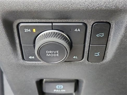 Certified 2025 Ford Expedition Max Active image 14