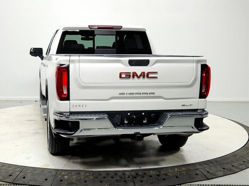 Used 2022 GMC Sierra 1500 SLT w/ SLT Premium Package image 6