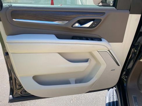 Used 2021 GMC Yukon Denali AWD/4WD image 12