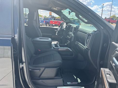 Used 2021 Chevrolet Silverado 1500 LT Trail Boss w/ Convenience Package II AWD/4WD image 18