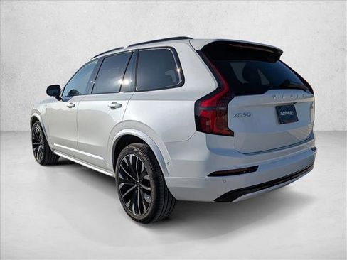 New 2026 Volvo XC90 T8 Ultra w/ Protection Package image 10