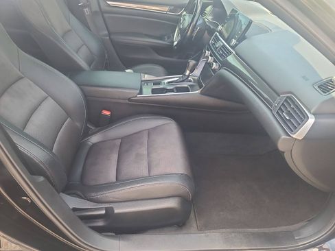 Used 2020 Honda Accord Sport image 33