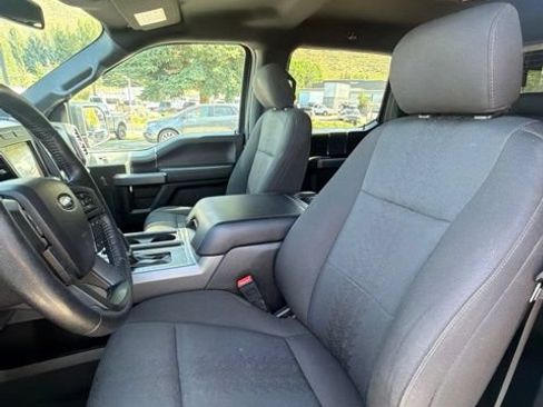 Used 2019 Ford F150 XLT w/ Equipment Group 302A Luxury AWD/4WD image 9
