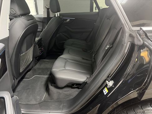 Used 2023 Audi Q8 Premium Plus AWD/4WD image 27
