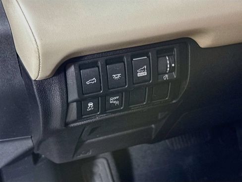 Used 2020 Subaru Ascent Touring w/ Popular Package #2A AWD/4WD image 10