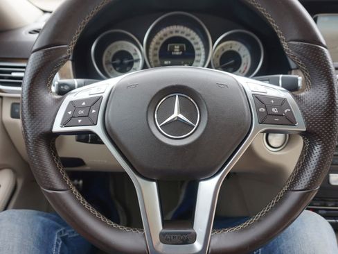 Used 2015 Mercedes-Benz E 350 Sedan image 30