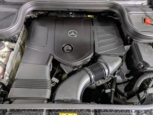 Certified 2025 Mercedes-Benz GLE 350 4MATIC w/ Winter Package image 26