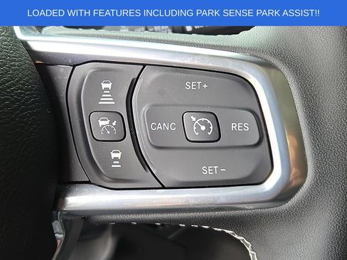 Used 2025 Jeep Wrangler Unlimited Sahara w/ Safety Group AWD/4WD image 21