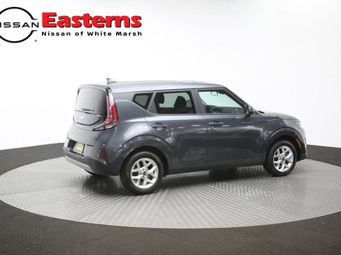 Used 2025 Kia Soul LX w/ LX Technology Package FWD image 41